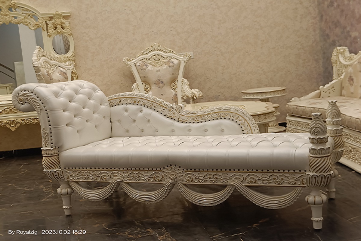 Italian Chaise Lounge Hand Carved in India by Royalzig Luxury Furniture