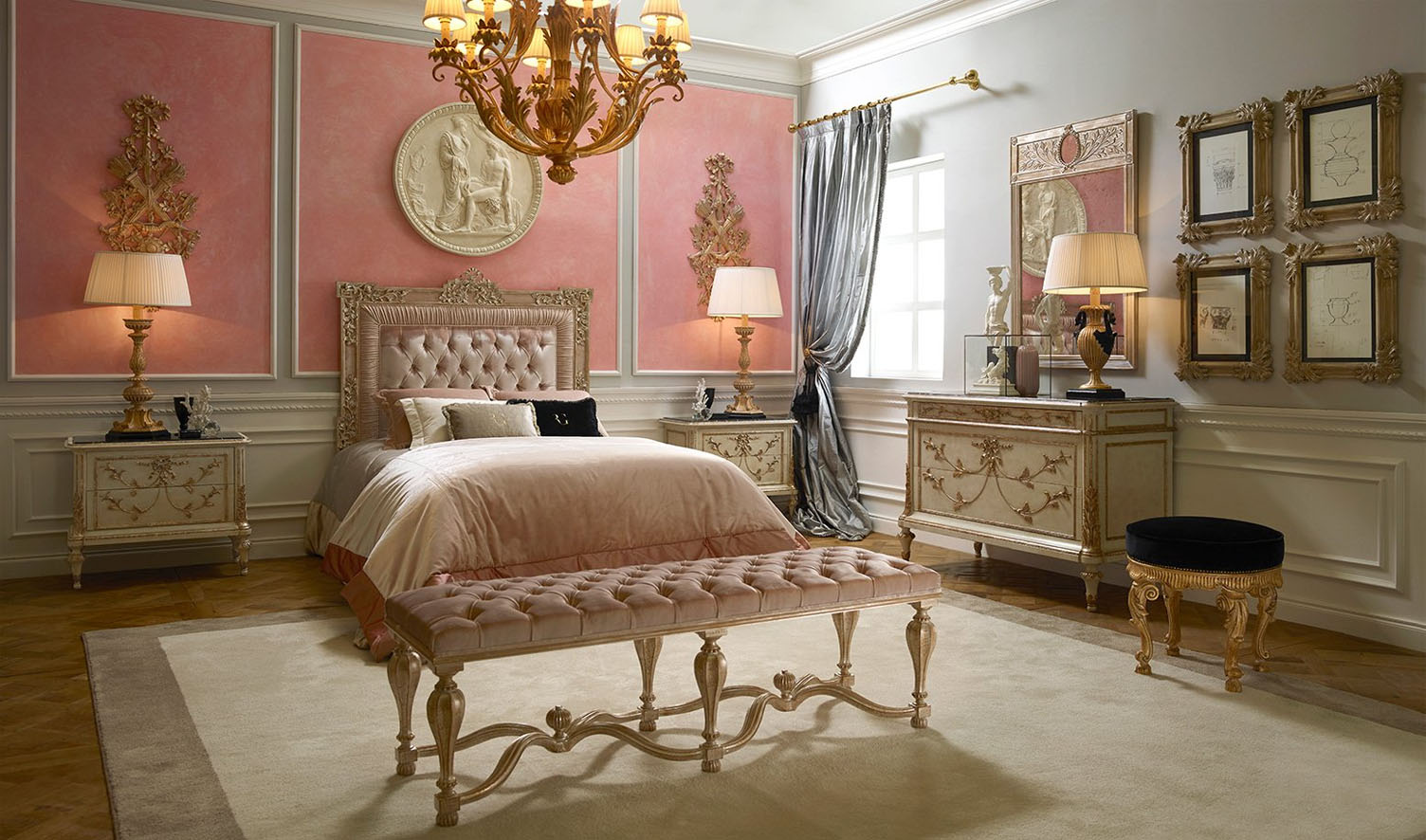 Neoclassic Furniture 