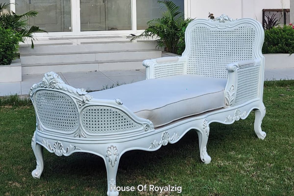 neoclassic diwan sofa