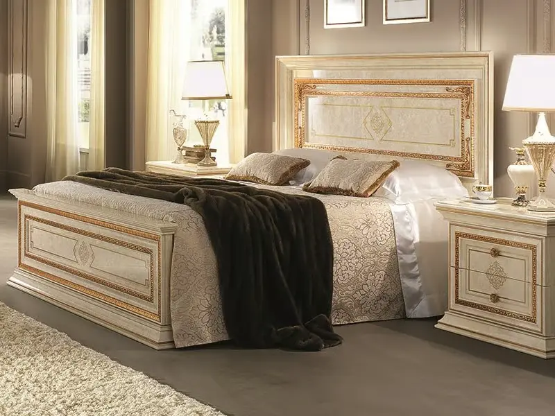 Luxury Arabian Neoclassical Bed Set Royal Bedroom Design