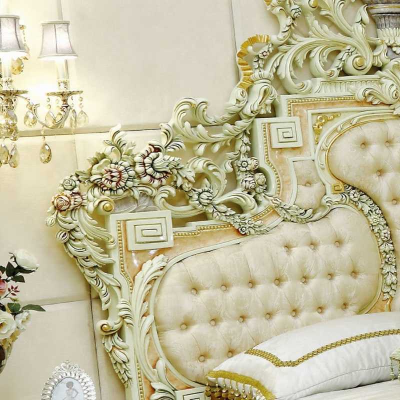 Antique Baroque Bed – Hand-Carved Floral Accents