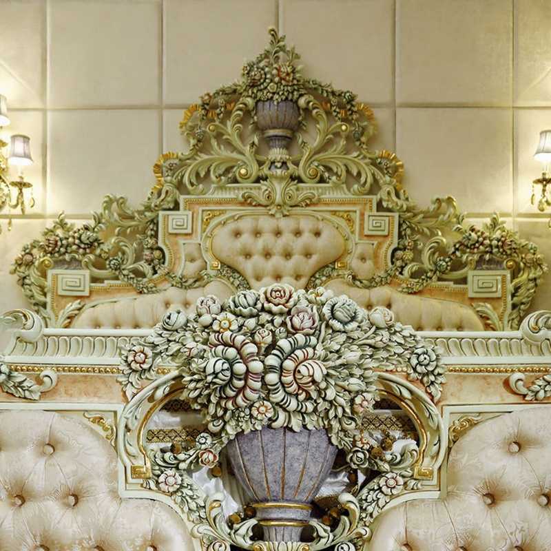 Antique Baroque Bed – Hand-Carved Floral Accents