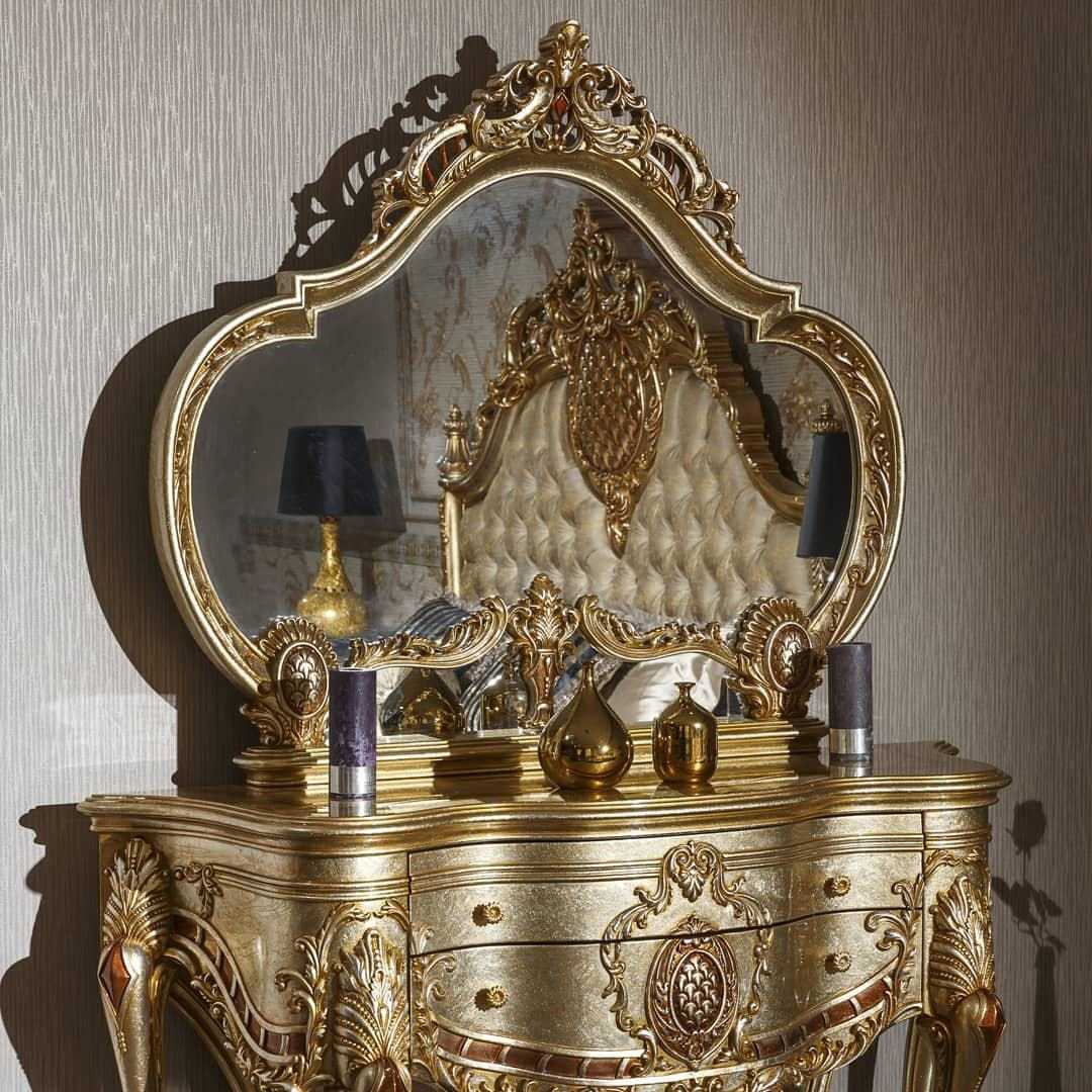 Champagne Gold Royal Italian Bedroom Set – Luxurious Baroque Furniture with European Craftsmanship