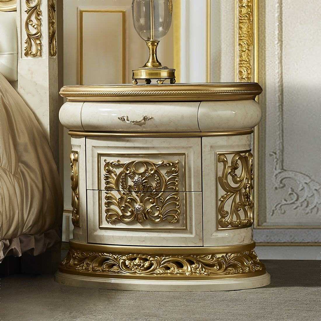 European Royal Bedroom Set Featuring Deep Golden Carvings And Classic Palace Detailing