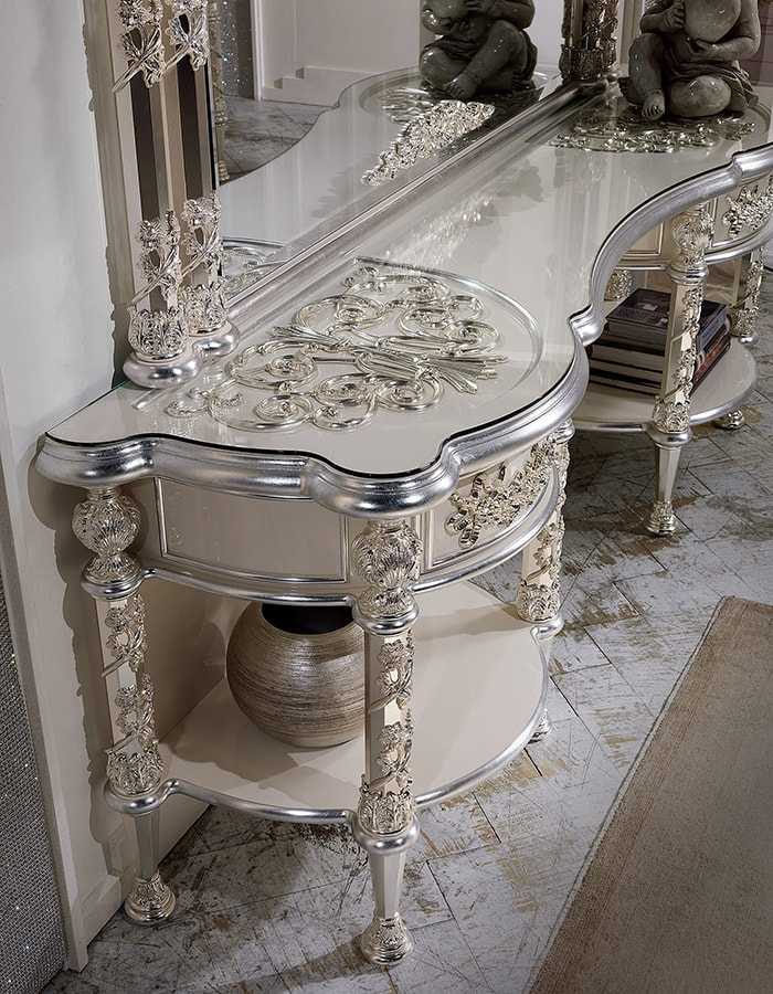 Grand Royal Heavy-Carved Bedroom Ensemble Featuring Ornamental Four-Poster Deep Baroque Embossing And  Luxurious Silver Leaf Accents