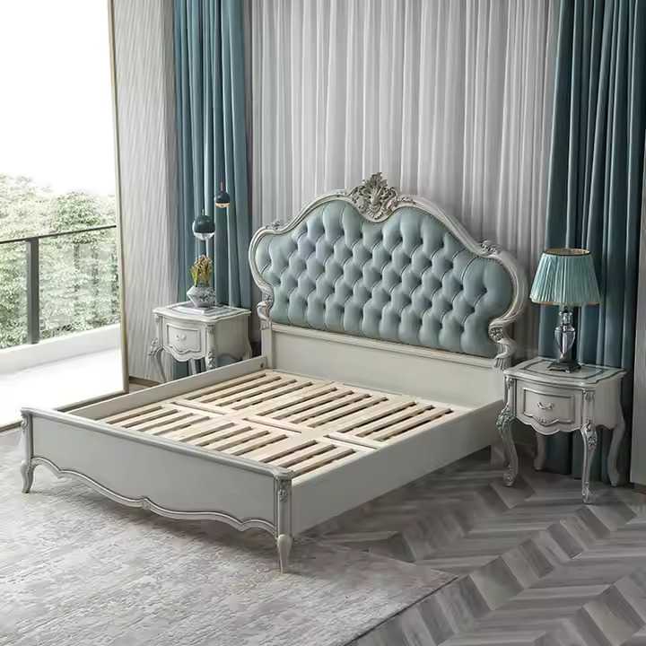 Hand Carved Italian Luxury Design Wood Frame Classic Bedroom Furniture