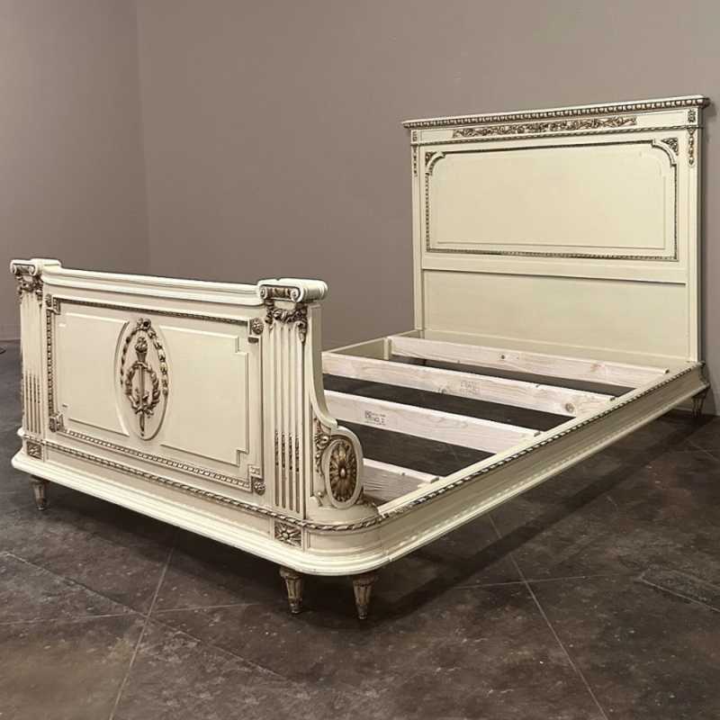 Italian Antique Neoclassical Heritage Bed 