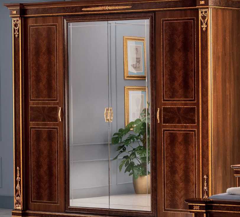 Luxurious Neoclassical Bedroom with Classic Wood Furniture & Gold Detailing