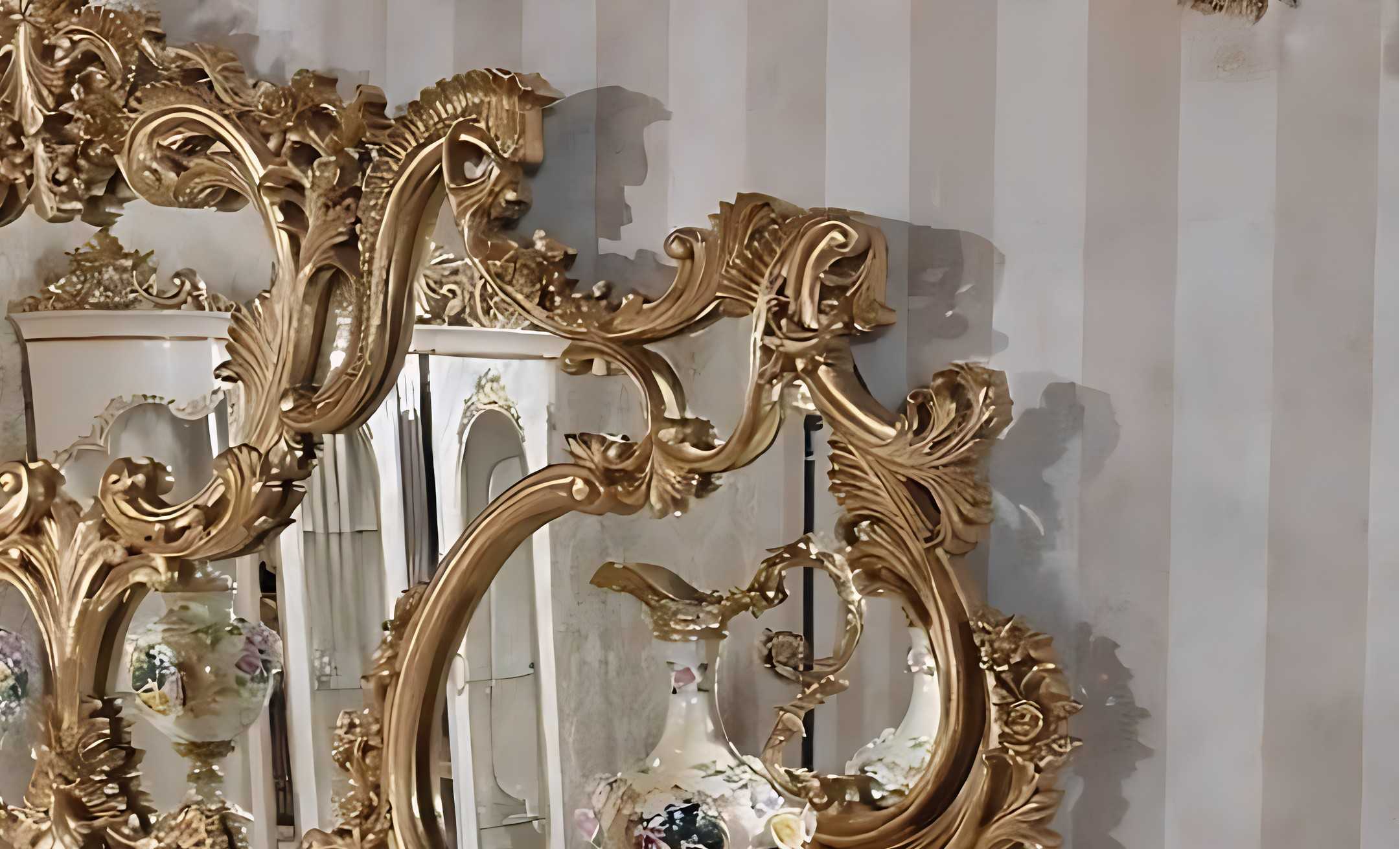 Luxury Baroque Console Table with Ornate Gold Leaf Mirror – Hand-Carved European Classic Console 