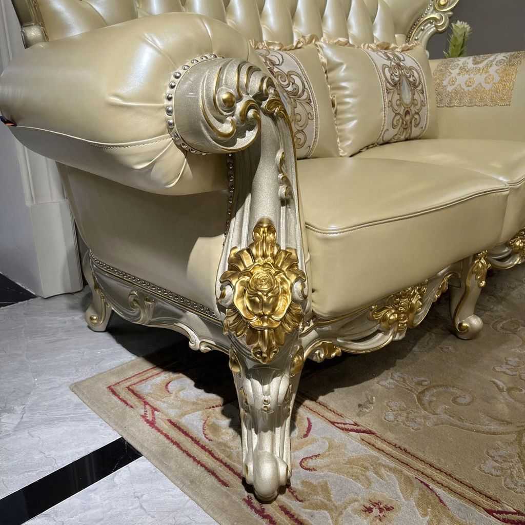 Luxury Italian Royal Sofa Set with Hand-Carved Gold Accents – Premium Leather Upholstery and Elegant Baroque Design for High-End Living Rooms