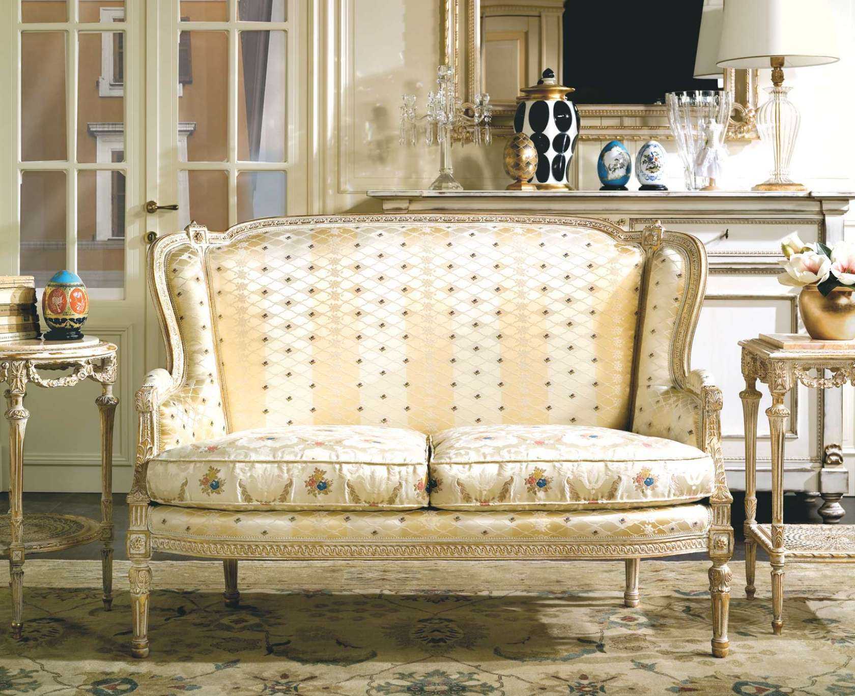 Luxury Neoclassical Living Room Set  Antique Finish