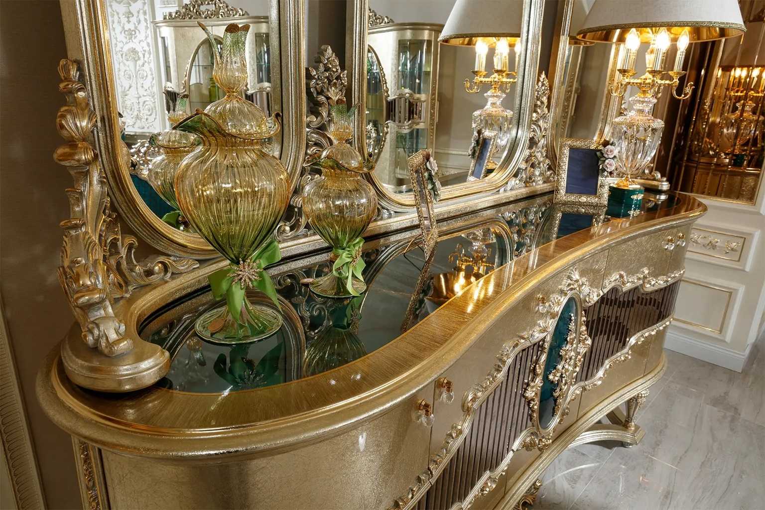 Luxury Royal Gold Console Table with Hand-Carved Ornamental Details and Beveled Matching Mirror – Elegant European-Inspired Design