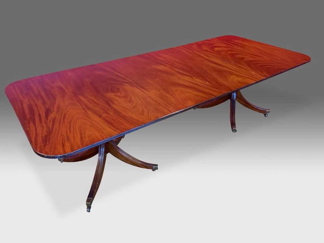 Neoclassic Dining Table  10-Seater Luxury Design