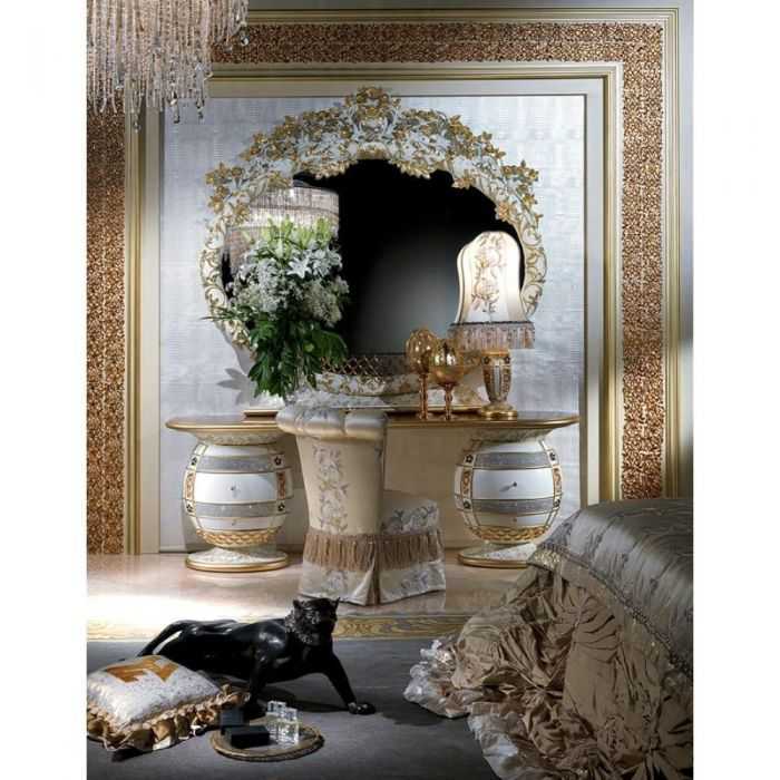 Royal Era Carved Bed 