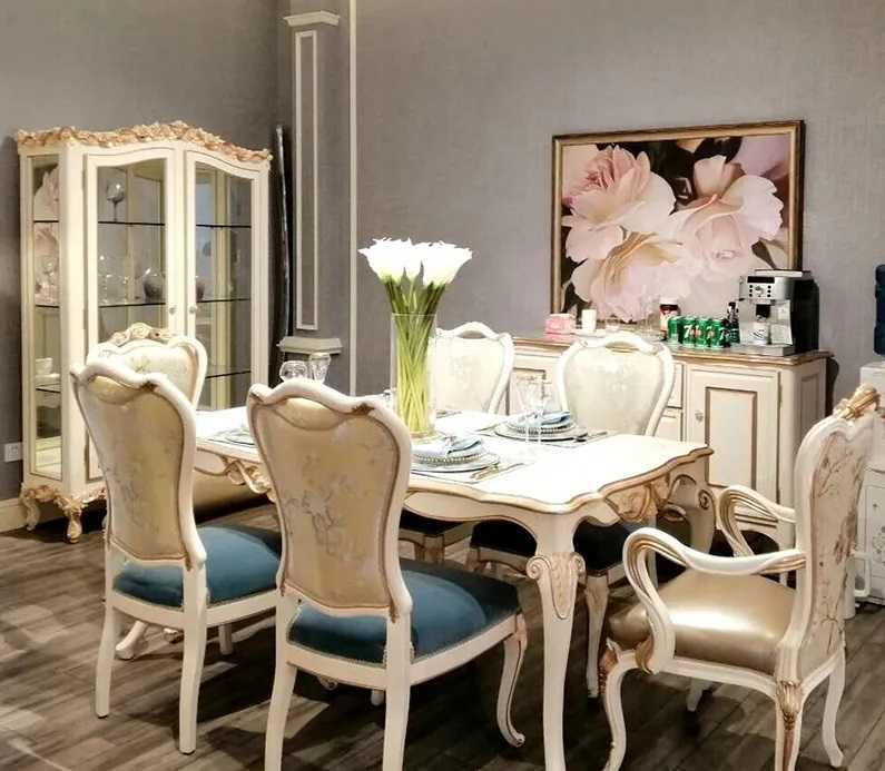 French Style Luxury European Solid Wood Carved Dining Table Set