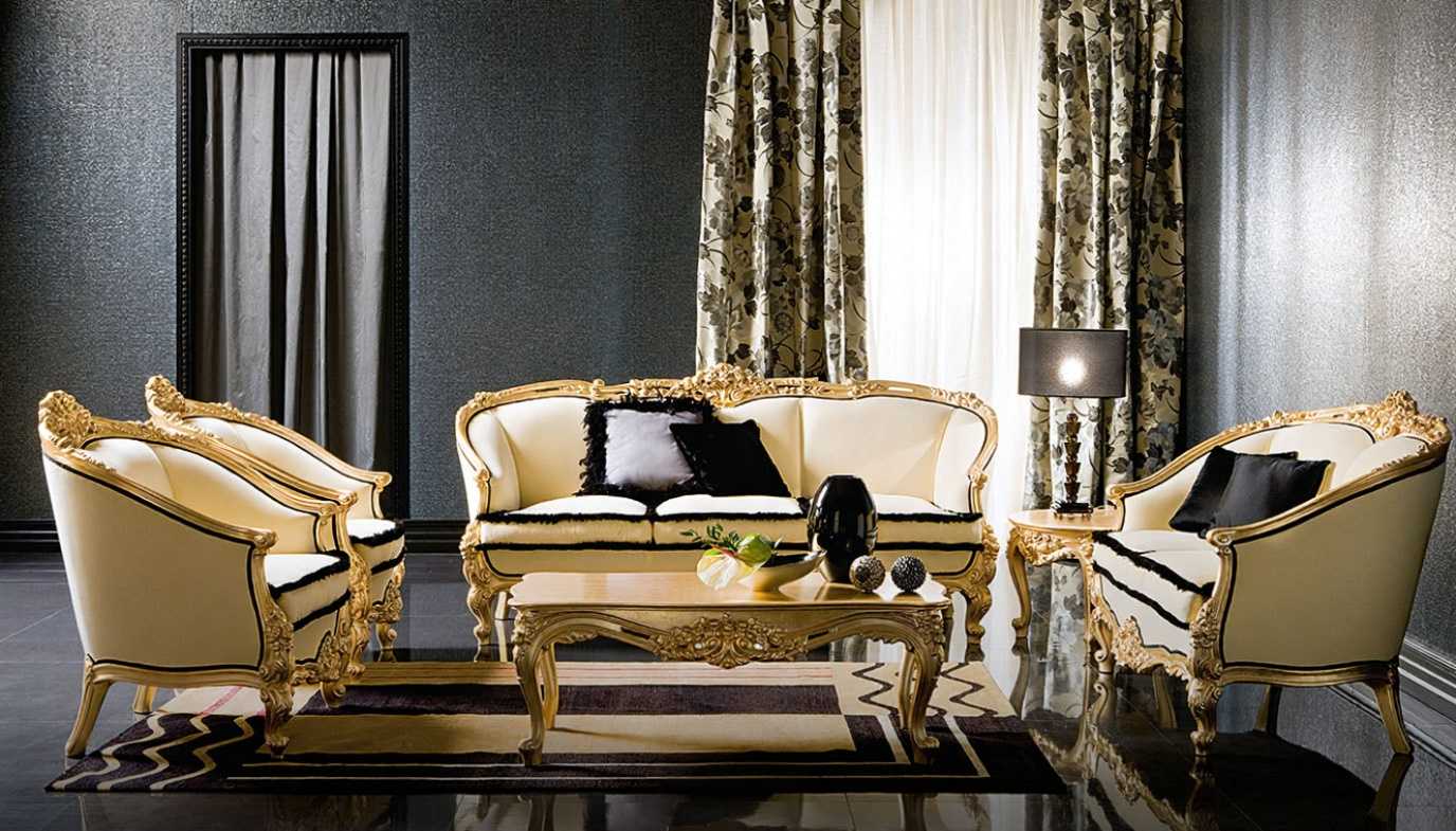 Traditional Neoclassic Sofa – German Design Icon
