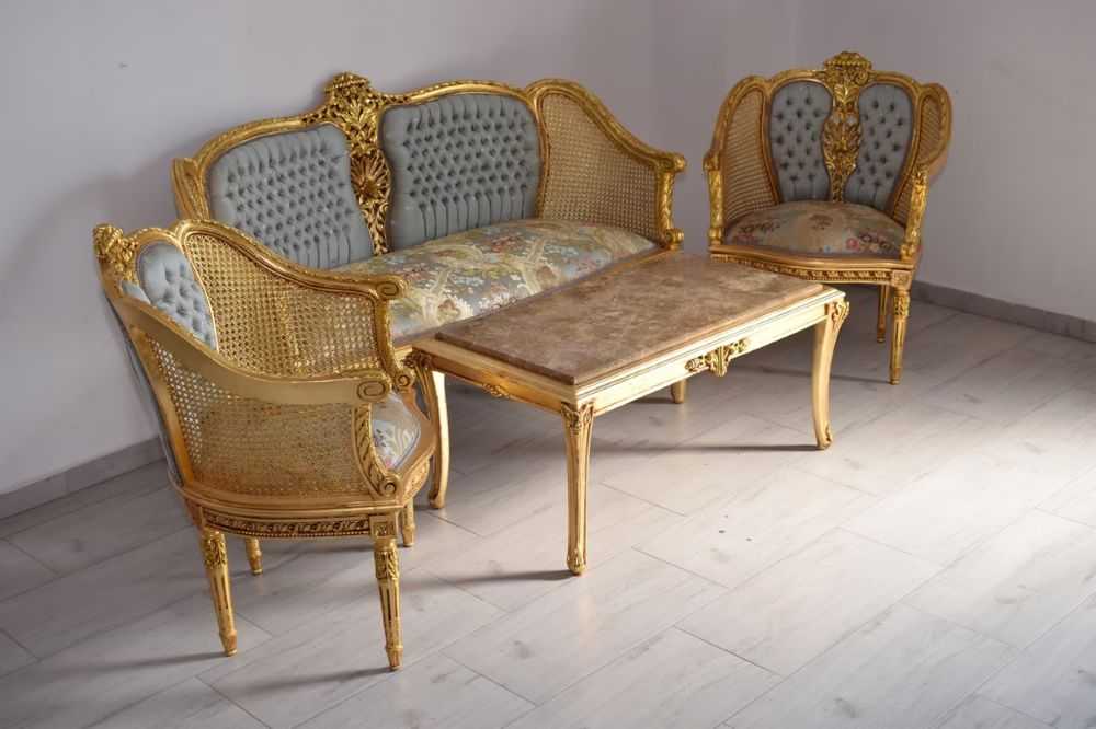 Victorian Colonial Sofa Set – Elegant Carved Wood Furniture